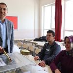 nevsehir-belediye-baskani-dr-mehmet-savran-secimlerin-ulkemize-ve-sehrimize-hayirli-olmasini-diledi-3q6Js8Mz.jpg
