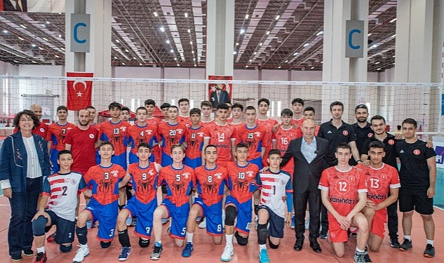 voleybol-altyapilar-turkiye-sampiyonasi-izmirde-suruyor-baskan-soyer-her-yil-ev-sahipligi-yapabiliriz-CsOlZnDu.jpg