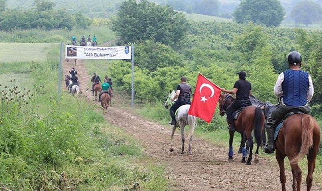 evliya-celebi-yolu-350-yil-sonra-atlarla-yeniden-kesfedildi-xHVC8qN7.jpg