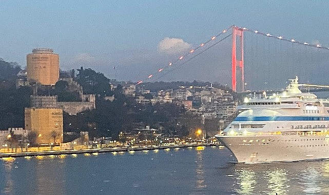 kruvaziyer-turizminin-yil-sonu-hedefi-15-milyon-ziyaretciye-ulasmak-KwuHCzZM.jpg