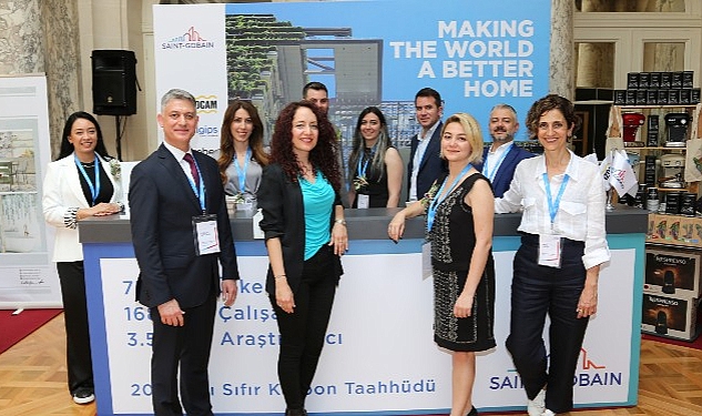 saint-gobain-ana-sponsorlugunda-seckin-yapi-sektoru-firmalari-ve-mimarlar-fransiz-sarayinda-bir-araya-geldi-x7JUahQR.jpg
