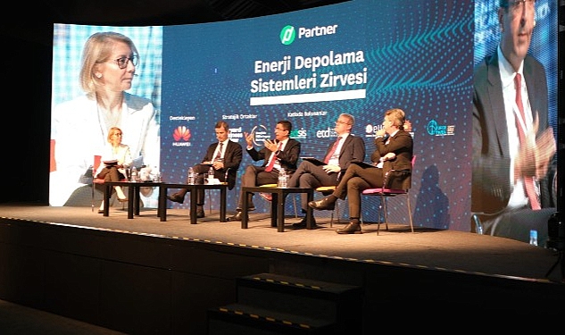 turkiyenin-enerji-depolama-stratejileri-sektor-zirvesinde-ele-alindi-gWZSqHhQ.jpg