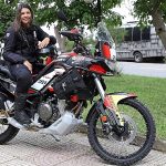 gulsah-merve-yuksel-motosikletiyle-dunya-turuna-basladi-8bqlwr51.jpg