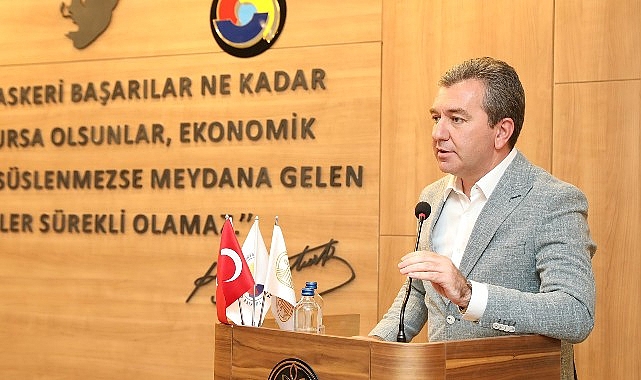 ak-parti-izmir-milletvekili-ve-genclik-kollari-genel-baskani-eyyup-kadir-inan-bergamaya-ziyarette-RhVChXIr.jpg