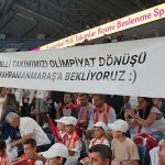 kahramanmarasli-cocuklar-turkiye-ukrayna-milli-basketbol-macinda-millileri-desteklemek-icin-istanbuldaydi-E7Cnanjd.jpg