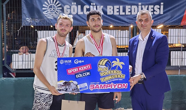 plaj-voleybolu-turnuvasi-cekismeli-musabakalar-ile-tamamlandi-OcDB4ZGH.jpg