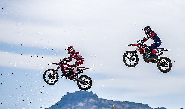 mxgp-turkiyede-ilk-gun-yarislari-2RPUuhRy.jpg