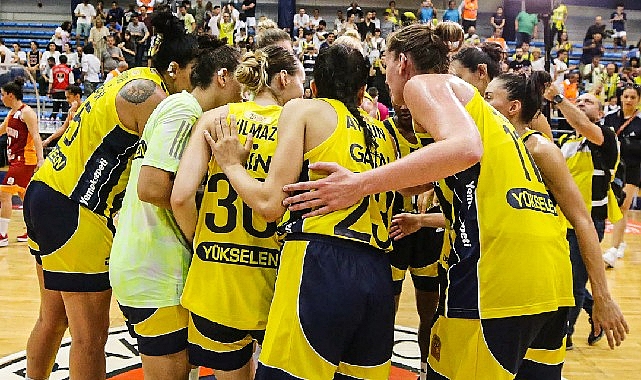 yemeksepeti-fenerbahce-alagoz-holding-kadin-basketbol-takimina-resmi-sponsor-oldu-9pmURVmf.jpg