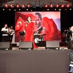 cumhuriyetin-100-yili-yonca-lodi-konseri-ile-buyuk-bir-cosku-ile-kutlandi-BR7imXJW.jpg