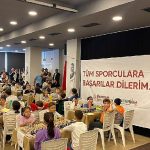 cumhuriyetin-100-yilinda-bornovada-satranc-heyecani-GuI1U9dg.jpg