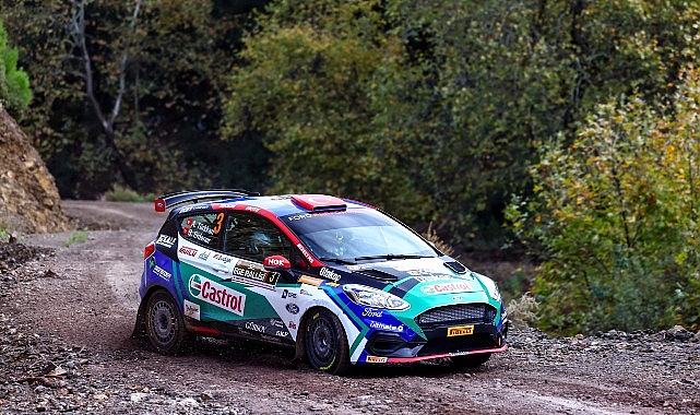 castrol-ford-team-turkiye-ege-rallisinde-genc-pilotlari-ile-zirvedeydi-MXnW47AU.jpg