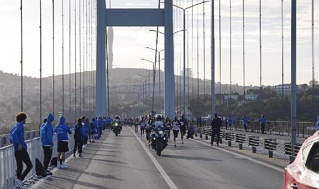 turkiye-is-bankasi-istanbul-maratonu-kosuldu-FleXNnp3.jpg