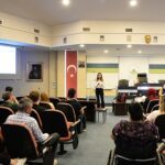 belediye-personeline-saglikli-beslenme-ve-ofis-ergonomisi-egitimi.jpg