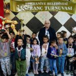 cumhuriyet-bayrami-satranc-turnuvasi-tamamlandi.jpg