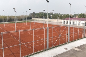 buyuksehir-kocaelinin-en-kapsamli-tenis-merkezini-tamamladi-tenis-tutkunlari-icin-essiz-bir-tesis.jpg
