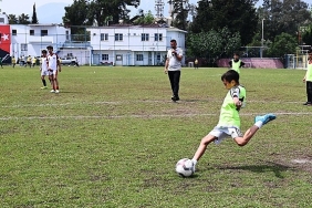 23-nisan-futbol-turnuvasi-sona-erdi.jpg