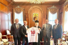 bekir-ayazdan-fener-rum-patrigi-1-bartholomeosa-nezaket-ziyareti.jpg