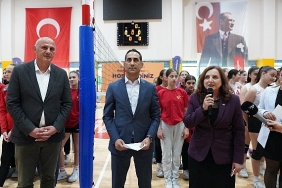 beylikduzu-belediyesi-voleybol-turnuvasi-basladi.jpg