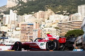 nissan-formula-e-takimi-monakoya-damga-vurdu.jpg