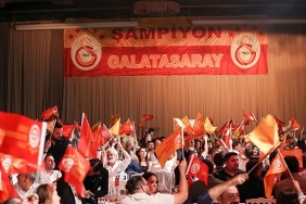 galatasarayin-25-sampiyonlugu-dedeman-konyada-gorkemli-bir-geceyle-kutlandi.jpg
