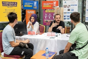 kto-karatay-universitesi-tercih-ve-tanitim-merkezi-ile-universite-adaylarinin-yaninda.jpg