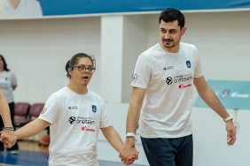 anadolu-efes-spor-kulubunun-2024-2025-sezonu.jpg