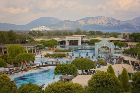 hilton-dalaman-sarigerme-resort-spadan-sari-yaza-davet.jpg