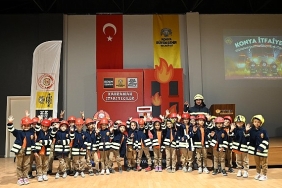 konya-buyuksehir-31-ilcedeki-tum-1-sinif-ogrencilerine-itfaiye-bilinci-kazandiriyor.jpg