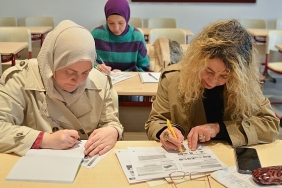yabancilar-icin-turkce-konusma-kulubu-basladi.jpg