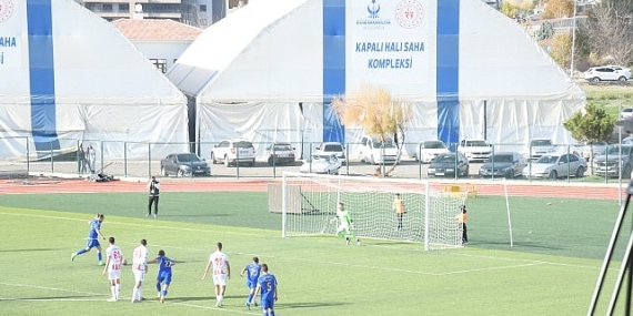 Belediyespor Evinde Üstünlüğünü Koruyamadı