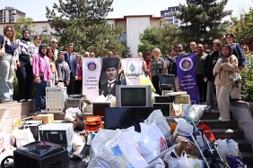 30-bin-ton-elektronik-atik-geri-donusume-kazandirildi.jpg