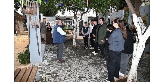 Kültür Evi’ne ziyaretçi akını sürüyor