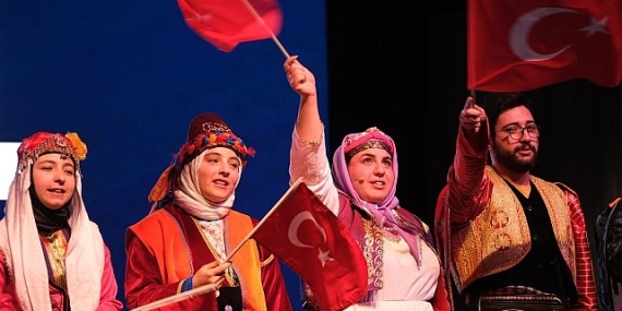 Büyükakın: “Sizler sadece öğrenci değil, gönül elçilerimizsiniz”