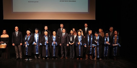 İkinci Bahar’da mezuniyet sevinci