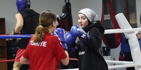 Kartepe Belediyesi Kış Spor Okulları ile Çocuklar Sporla Büyüyor