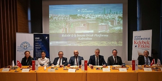 Üniversite ile iş dünyası güçlerini birleştirmeli