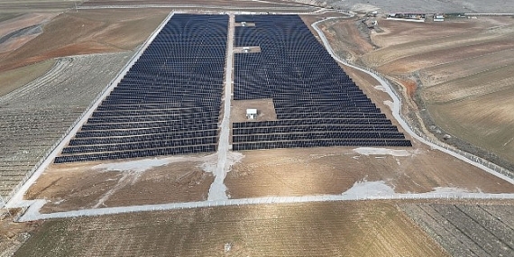 2027 sonunda tesislerinin tüm elektrik ihtiyacını GES’lerden karşılayacak