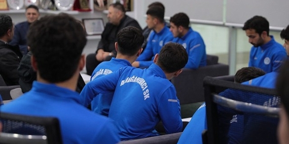 Aliağa Helvacı Spor U-18 Takımı İzmir Şampiyonu Oldu