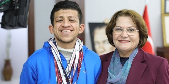 Didim’in Gururu Atacan’dan Başkan Hatice Gençay’a Ziyaret