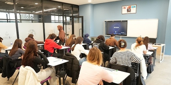 İBB’den LGS ve YKS’ye Hazırlananlara Ücretsiz Deneme Desteği