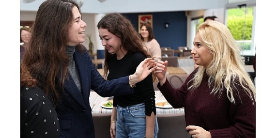 Kadının İnsan Hakları Eğitim Programı Çeşme’de tamamlandı