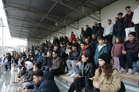 kahramankazan-belediyespor-evinde-3-puan-sevinci.jpg