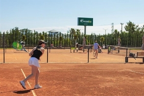 turkish-bowl-tenis-turnuvasi-ile-2026da-yeniden-dunya-yildizlarina-kapilarini-aciyor.jpg