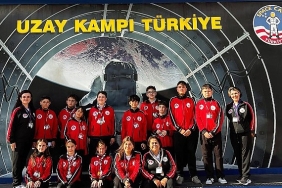 kktcli-izciler-bu-kez-uzay-atmosferinde-kamp-kurdu.jpg