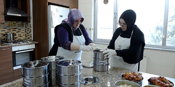 KOMEK Kursiyerleri Ramazan Ayı Boyunca Gönüllere Dokundu