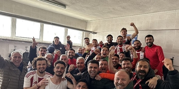 Liderden Deplasman Zaferi