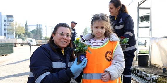 Öğrenciler Başkan Çerçioğlu ile Doğa Sevgisini Öğreniyor