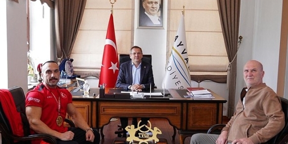 Ayvalıklı Şampiyon Avrupa Yolcusu