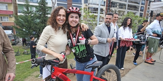 Karşıyaka’da heyecan dolu pump track yarışı!