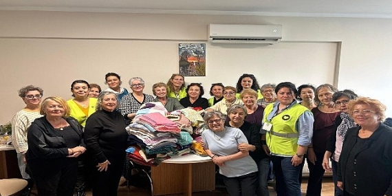 Karşıyaka’nın çınarlarından yürekleri ısıtan dayanışma örneği